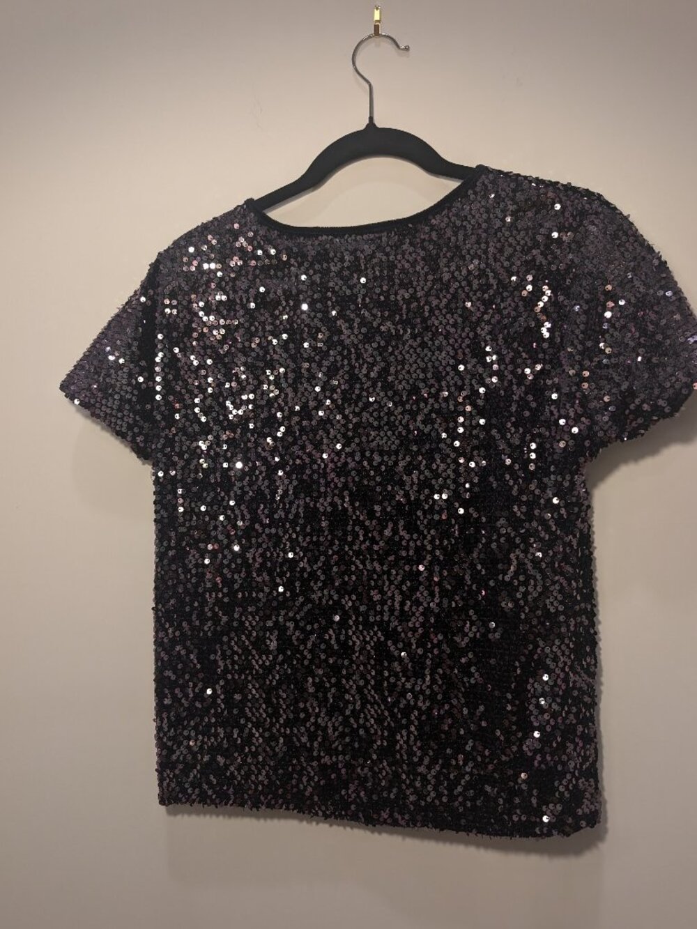 Jennifer Lopez Black/Purple Sequin Short Sleeve Top